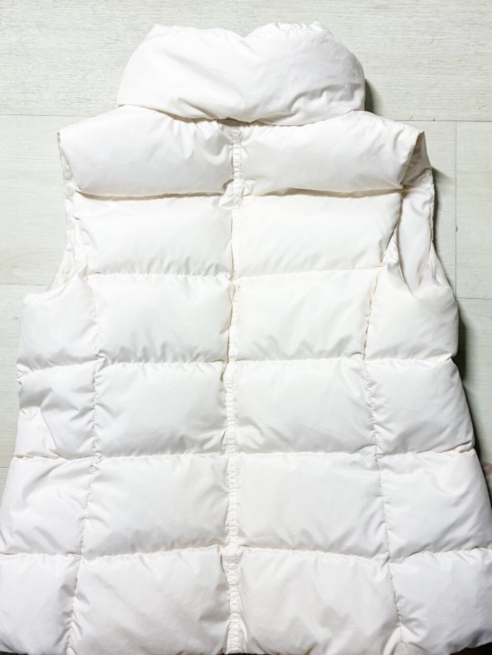 J. CREW Off-White (Vanilla) Women's Down Puffer Vest Size XS - Picture 4 of 7